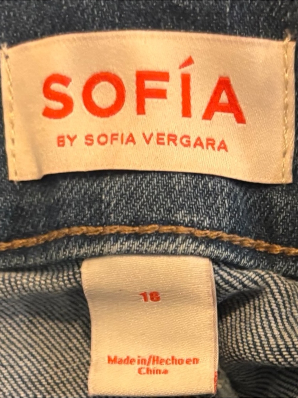 Sofia Jeans by Sofia Vergara Wide Leg Cargo Jeans Medium Wash Belted Size 16 NWT - Picture 5 of 14